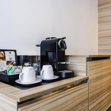 Novotel 4* אמסטרדם