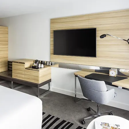 מלון Novotel