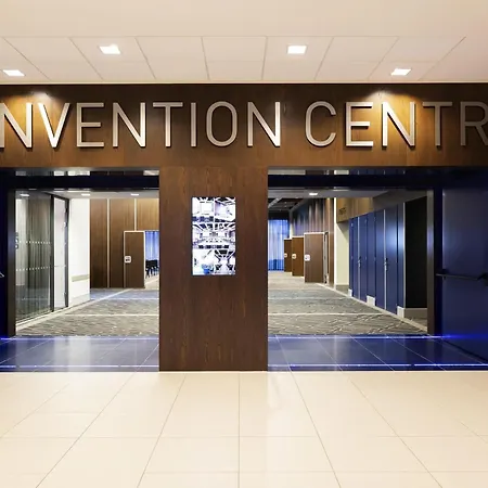 מלון Novotel 4*