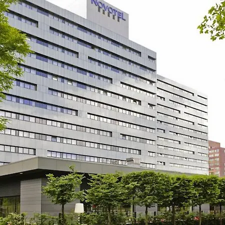 Novotel Hotel 4*