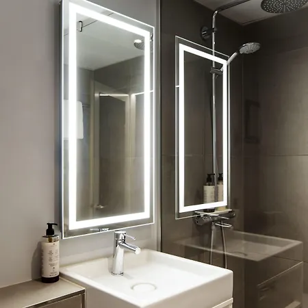 Novotel Hotel 4*